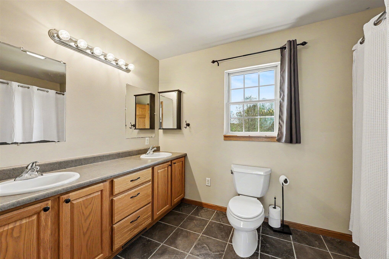 11596 Roepke Road, Gregory, MI, 48137-9642