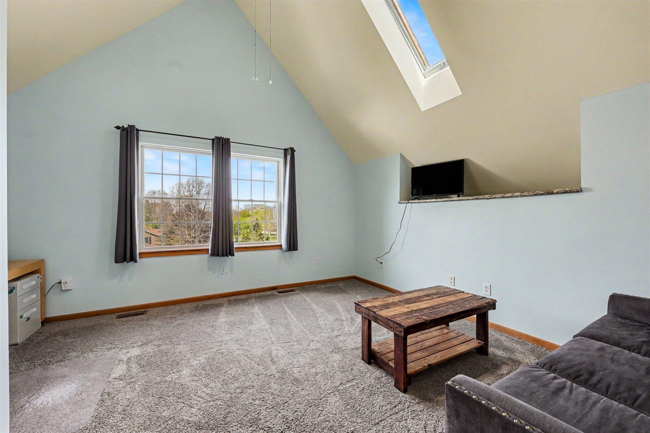 11596 Roepke Road, Gregory, MI, 48137-9642