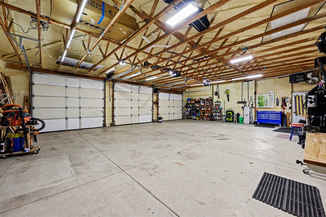 11596 Roepke Road, Gregory, MI, 48137-9642