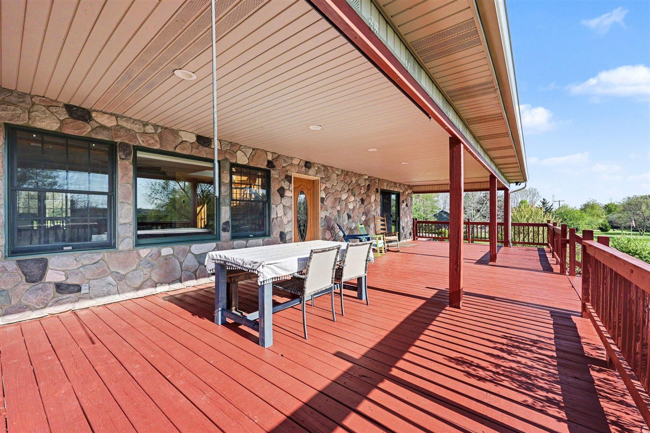 11596 Roepke Road, Gregory, MI, 48137-9642