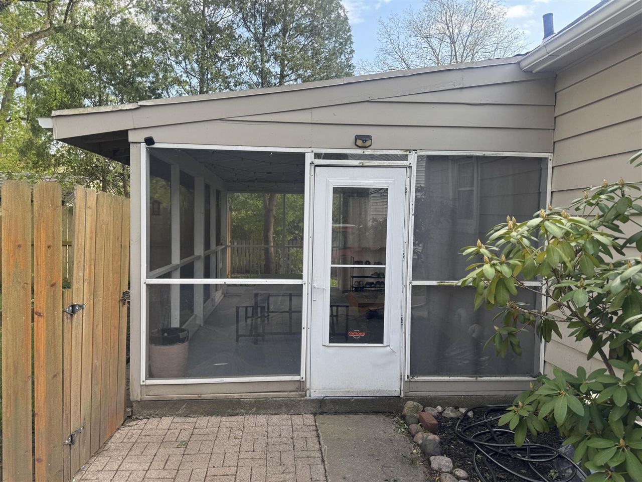 3821 Oakridge Drive, Kalamazoo, MI, 49008-2865