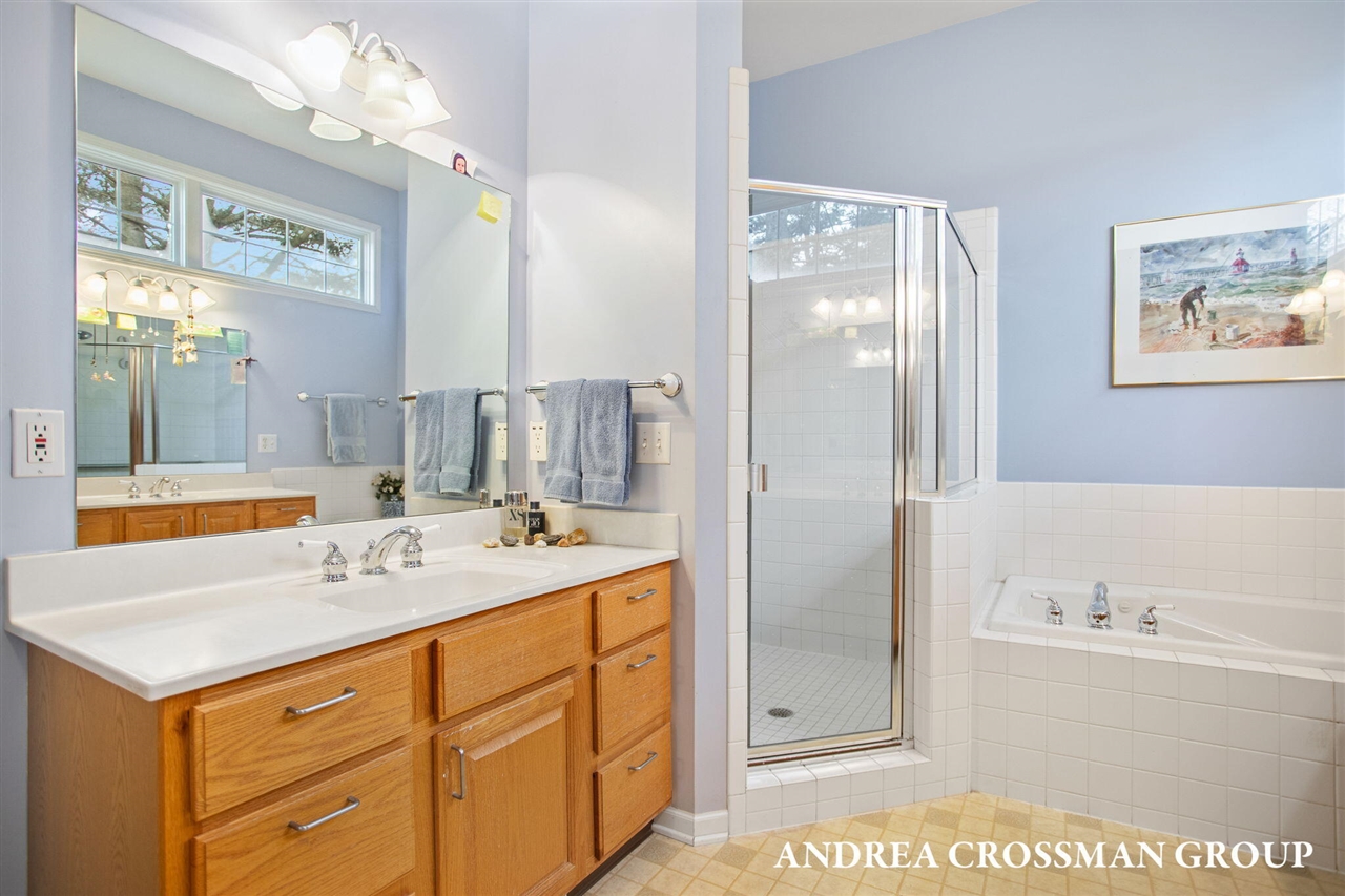 1013 Pebble Stone Court, Holland, MI, 49424-6639