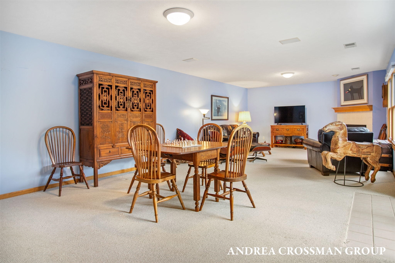 1013 Pebble Stone Court, Holland, MI, 49424-6639