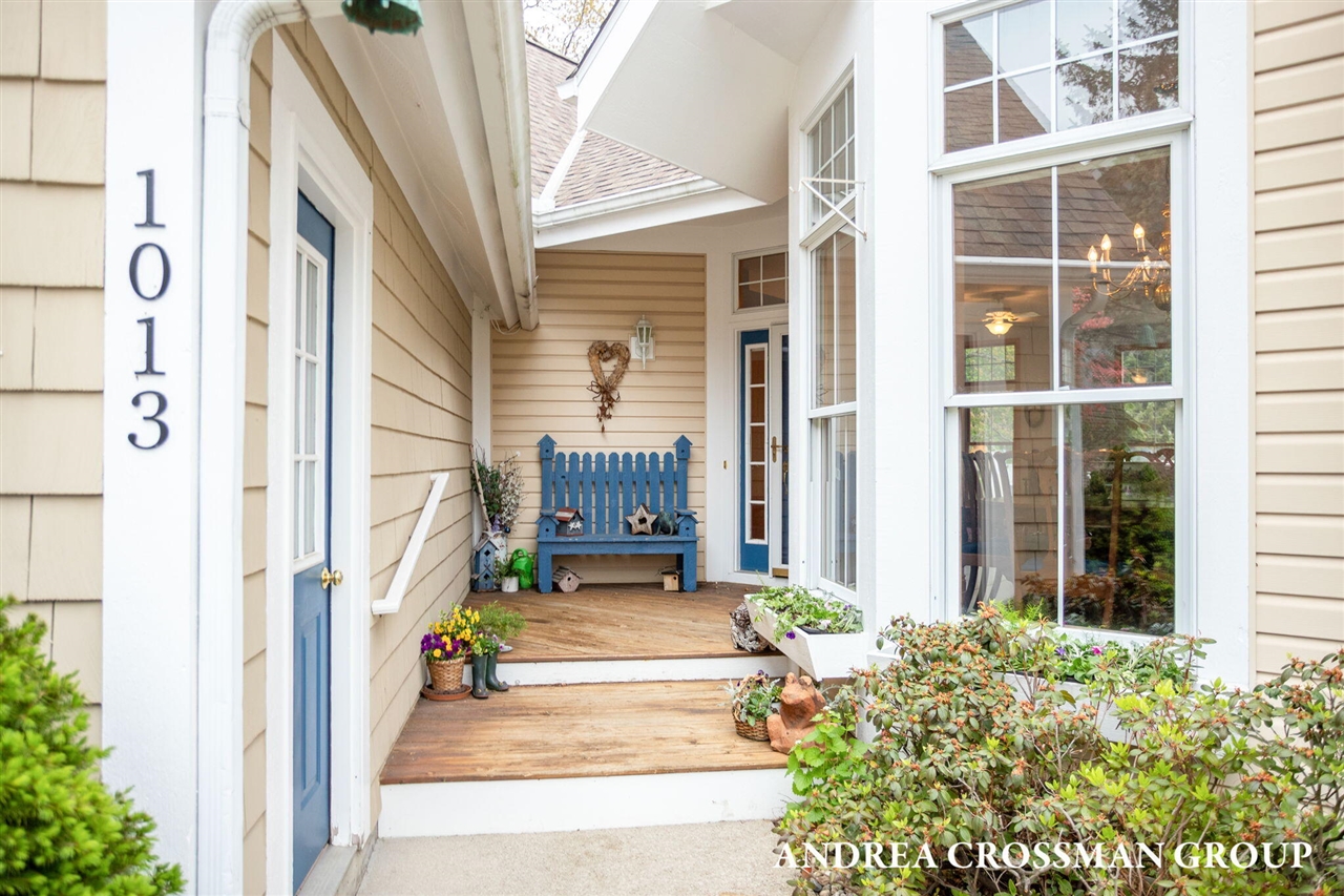 1013 Pebble Stone Court, Holland, MI, 49424-6639