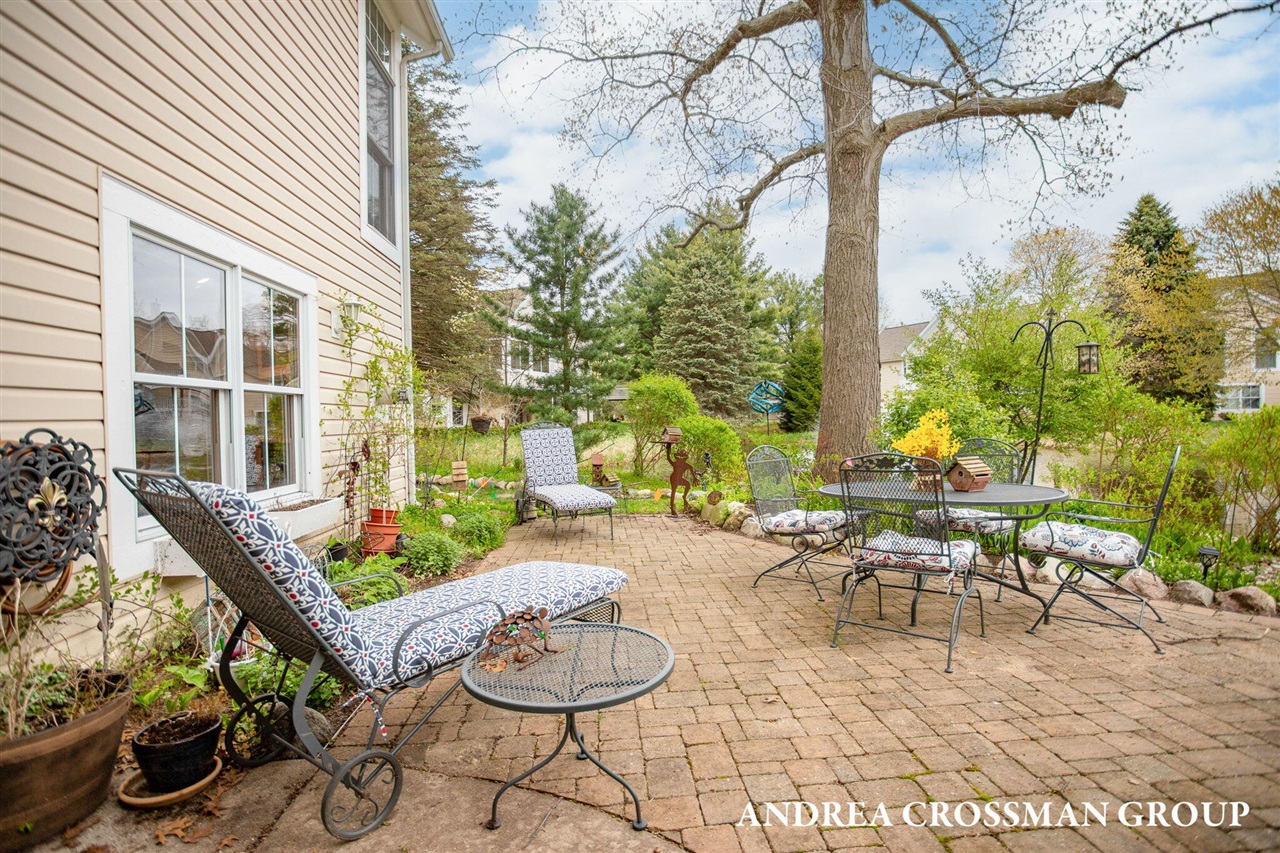 1013 Pebble Stone Court, Holland, MI, 49424-6639