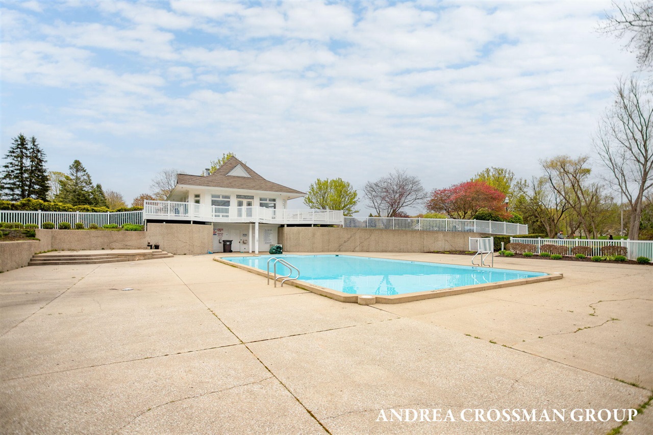 1013 Pebble Stone Court, Holland, MI, 49424-6639