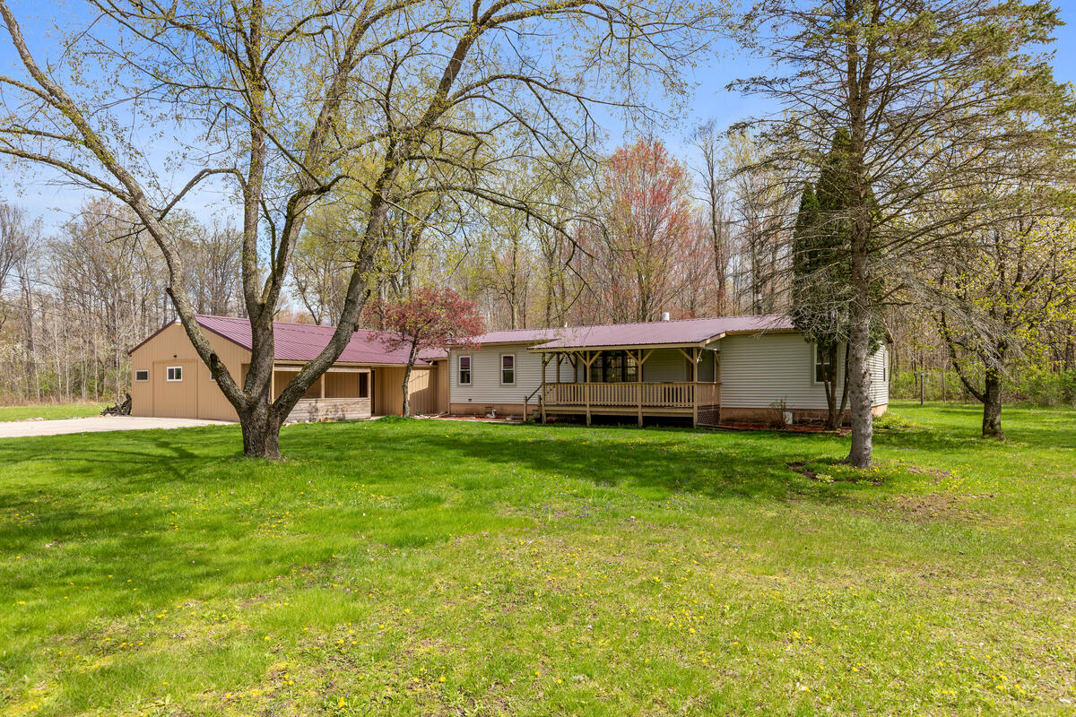 2nd image of 11718 Federal Rd, Morley, MI 49336 | MLS# 70529656