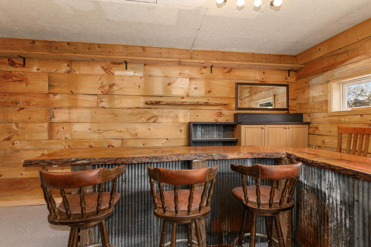 11718 Federal Road, Morley, MI, 49336-9611