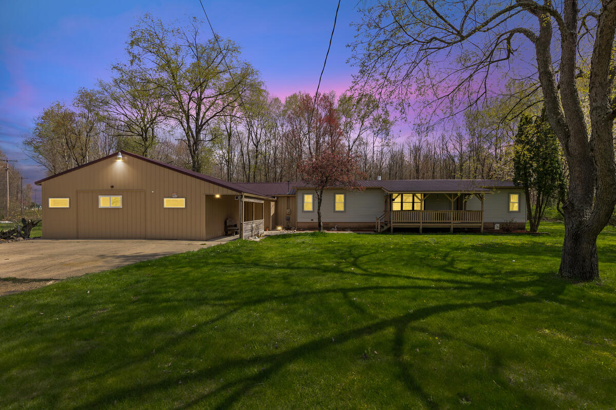 4th image of 11718 Federal Rd, Morley, MI 49336 | MLS# 70529656
