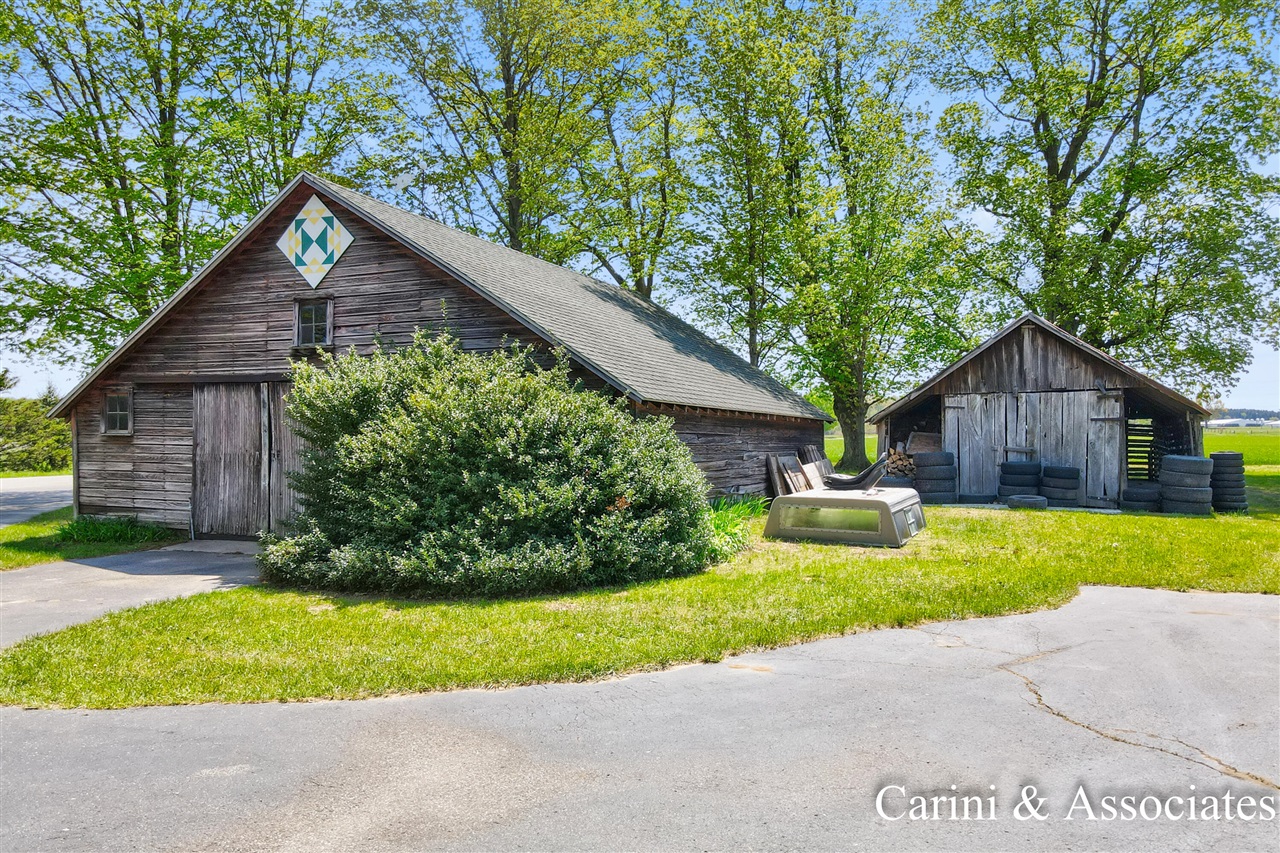 8331 112th Avenue, West Olive, MI, 49460-9658