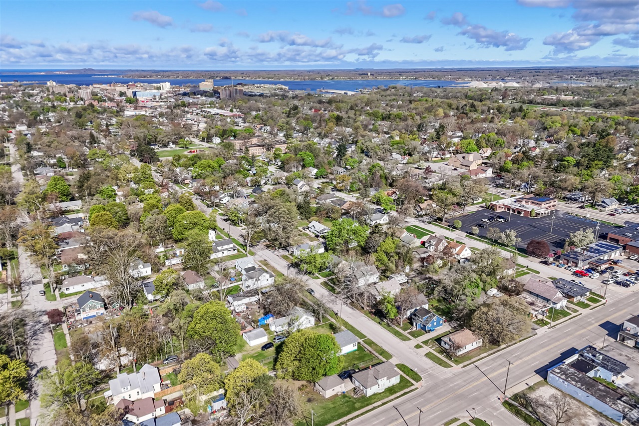 778 E Isabella Avenue, Muskegon, MI, 49442-3962
