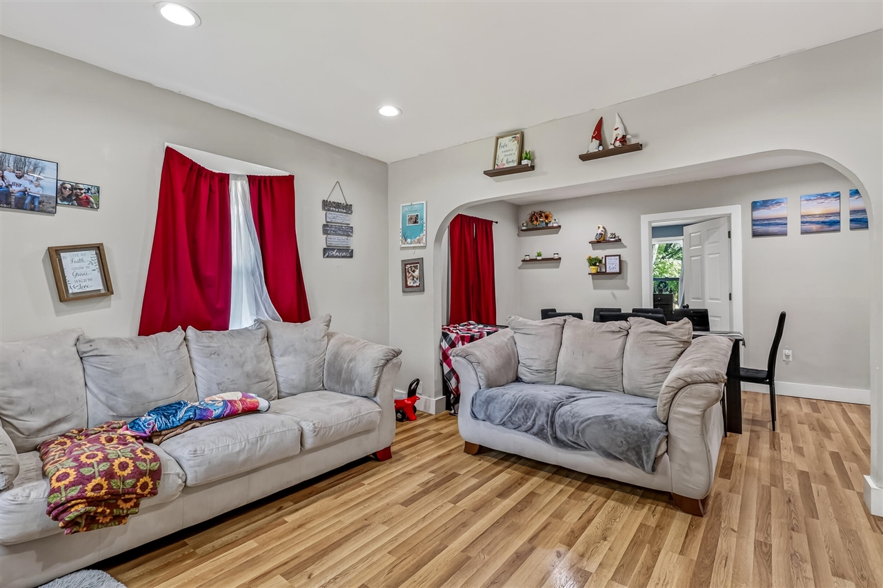 778 E Isabella Avenue, Muskegon, MI, 49442-3962