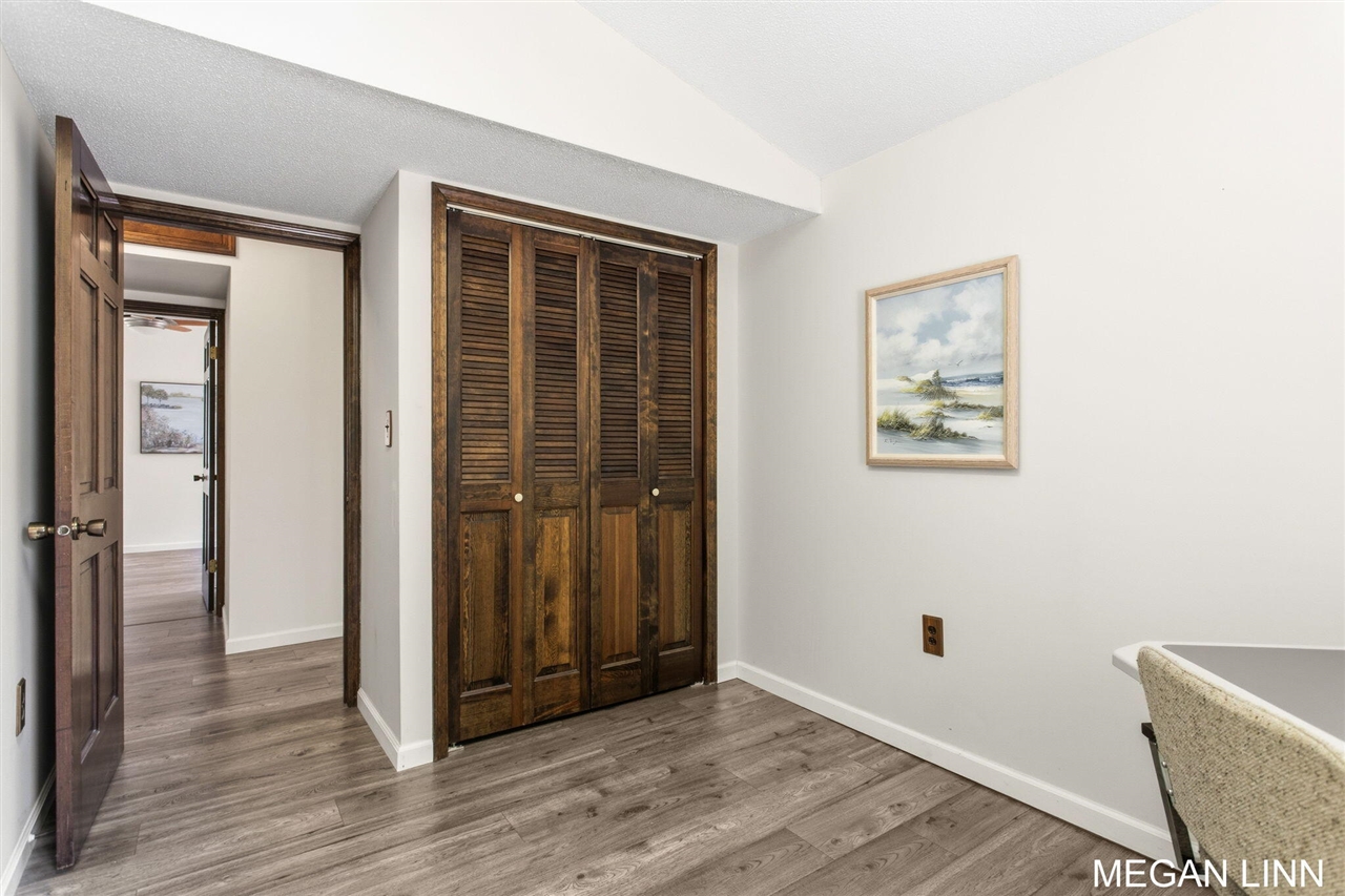 7135 Lakeshore Avenue, West Olive, MI, 49460-9202