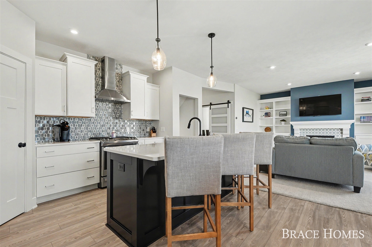 8325 Cooks Corner Drive, Byron Center, MI, 49315