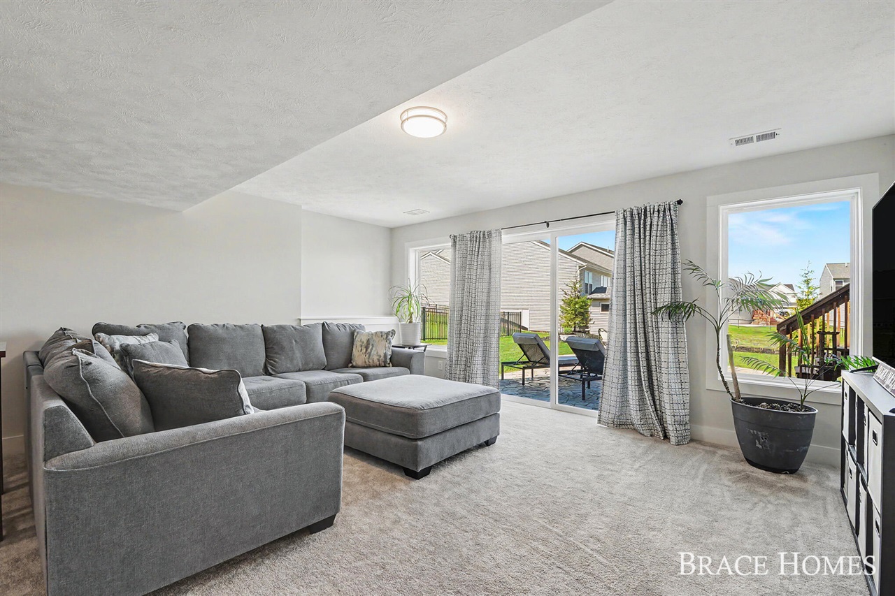 8325 Cooks Corner Drive, Byron Center, MI, 49315