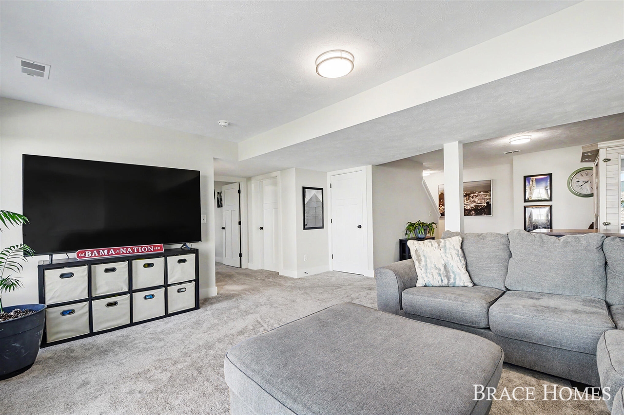 8325 Cooks Corner Drive, Byron Center, MI, 49315