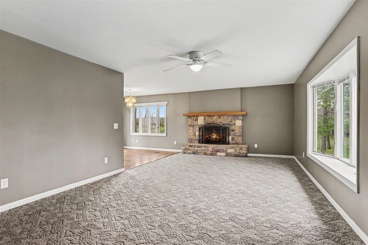 26689 28th Avenue, Gobles, MI, 49055-9232