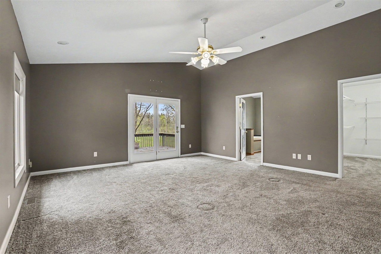 26689 28th Avenue, Gobles, MI, 49055-9232