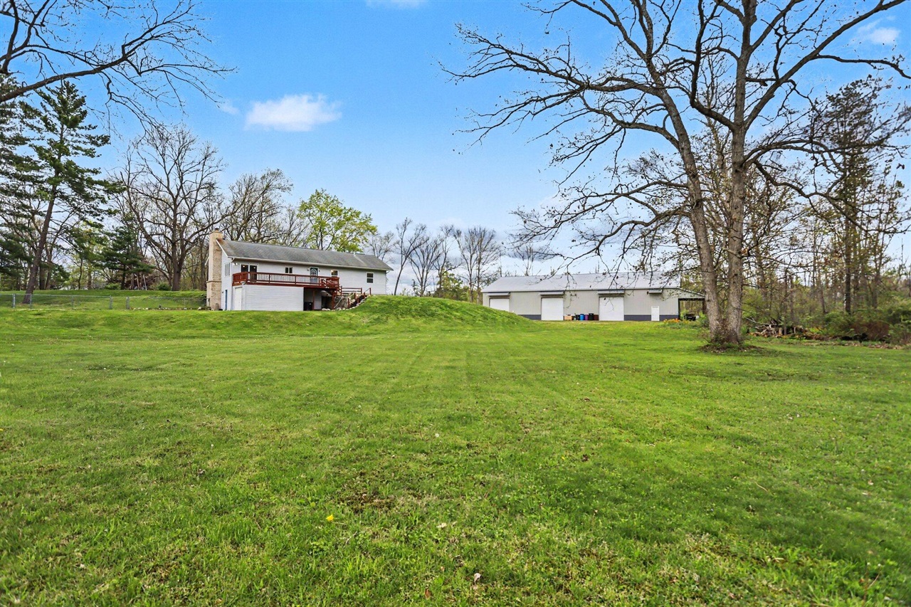 26689 28th Avenue, Gobles, MI, 49055-9232