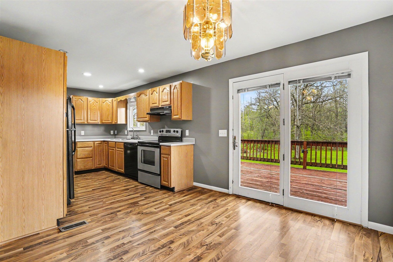 26689 28th Avenue, Gobles, MI, 49055-9232