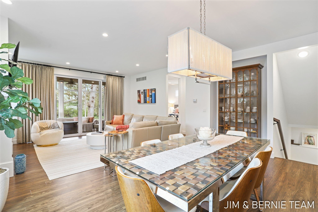 153 Elizabeth Street, Saugatuck, MI, 49453-9656