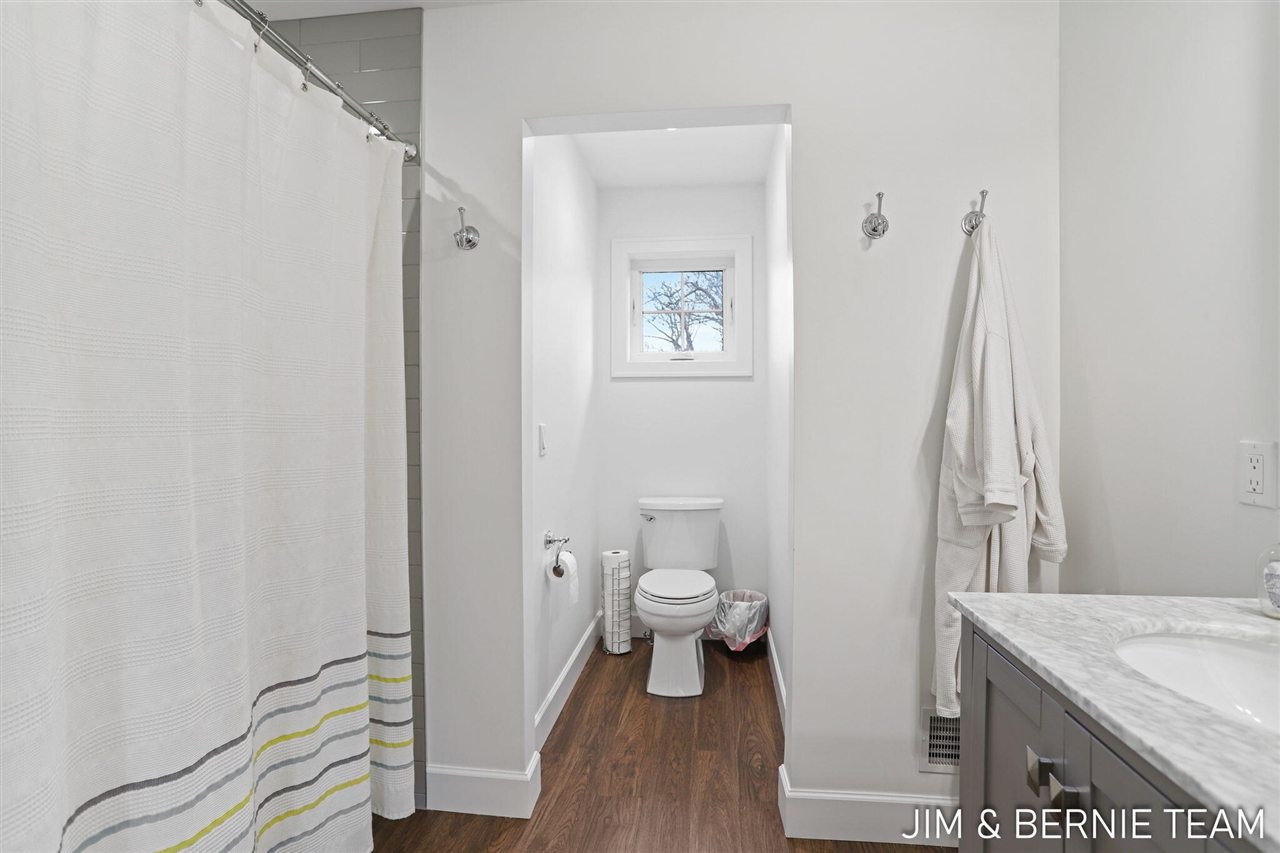 153 Elizabeth Street, Saugatuck, MI, 49453-9656