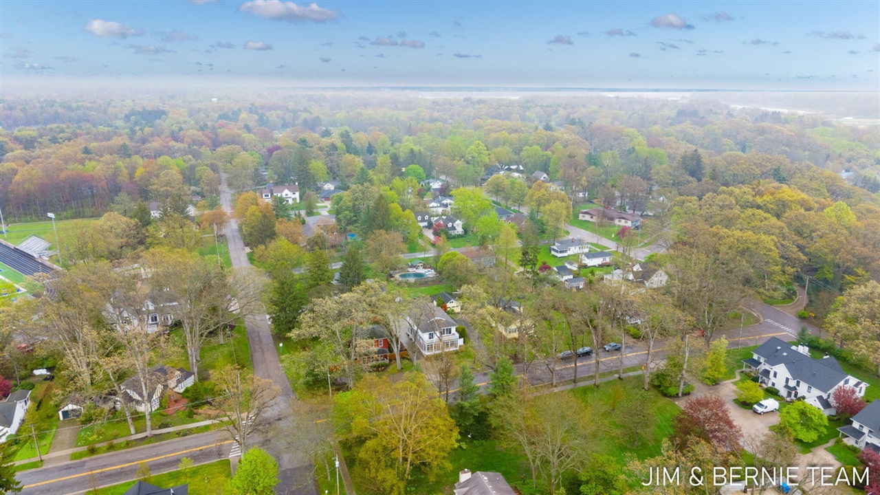 153 Elizabeth Street, Saugatuck, MI, 49453-9656