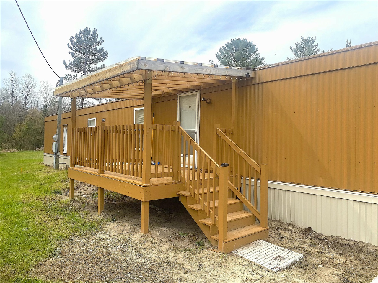 1st image of 1570 Ryno Rd, Luzerne, MI 48636 | MLS# 70529730