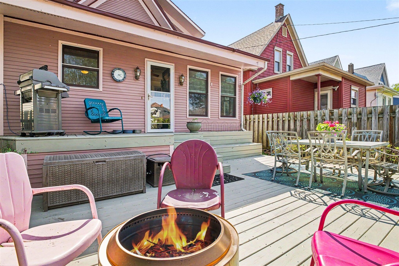 1019 Pearl Street, Saint Joseph, MI, 49085-1351