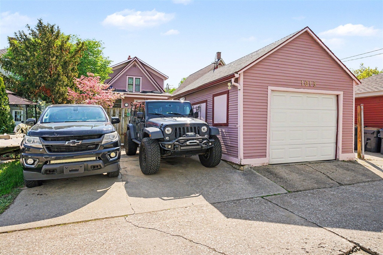 1019 Pearl Street, Saint Joseph, MI, 49085-1351
