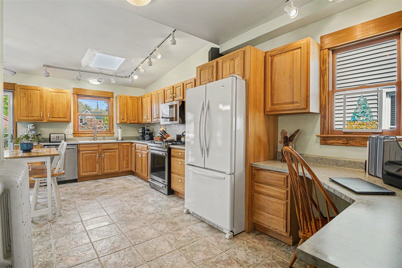 1019 Pearl Street, Saint Joseph, MI, 49085-1351