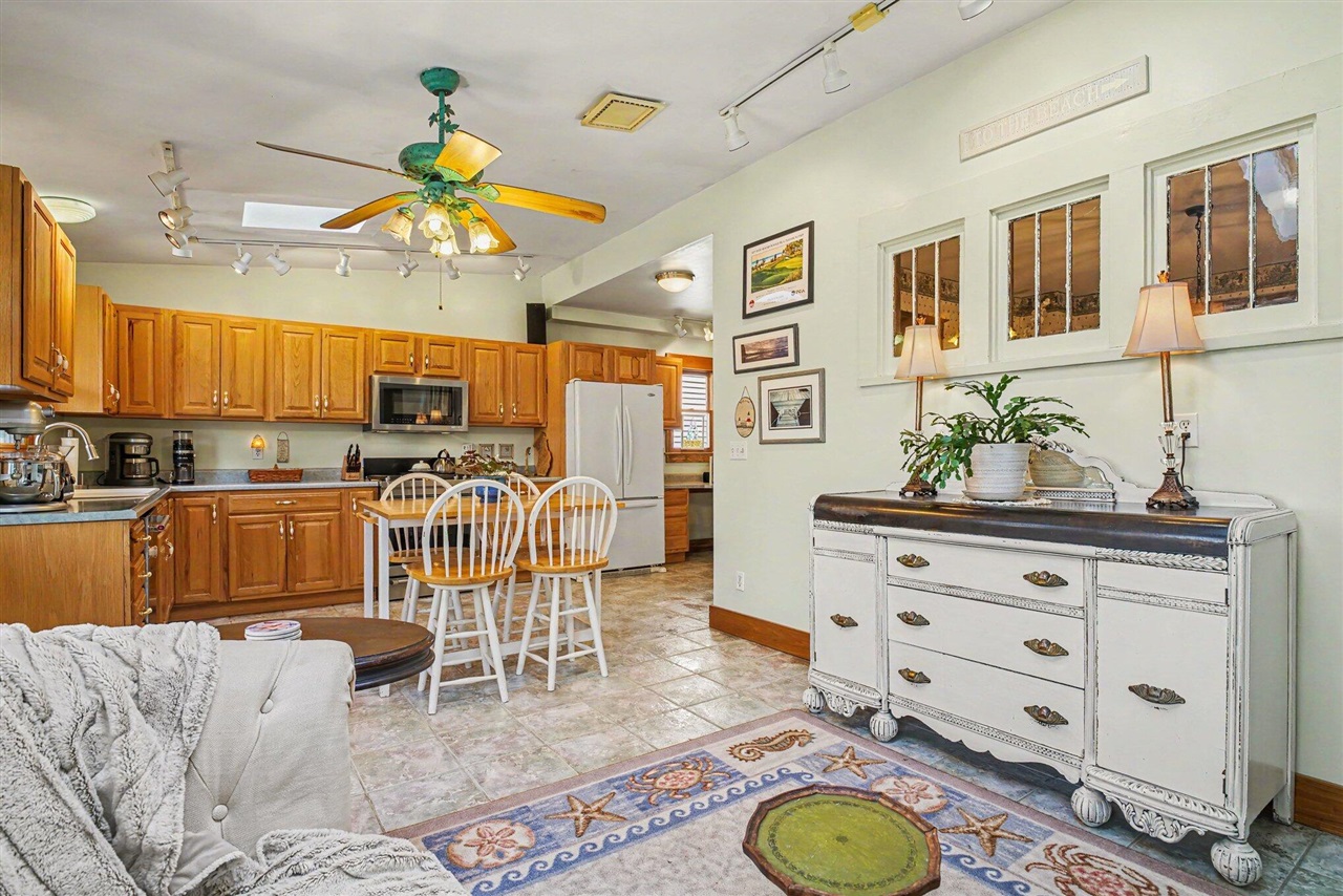 1019 Pearl Street, Saint Joseph, MI, 49085-1351