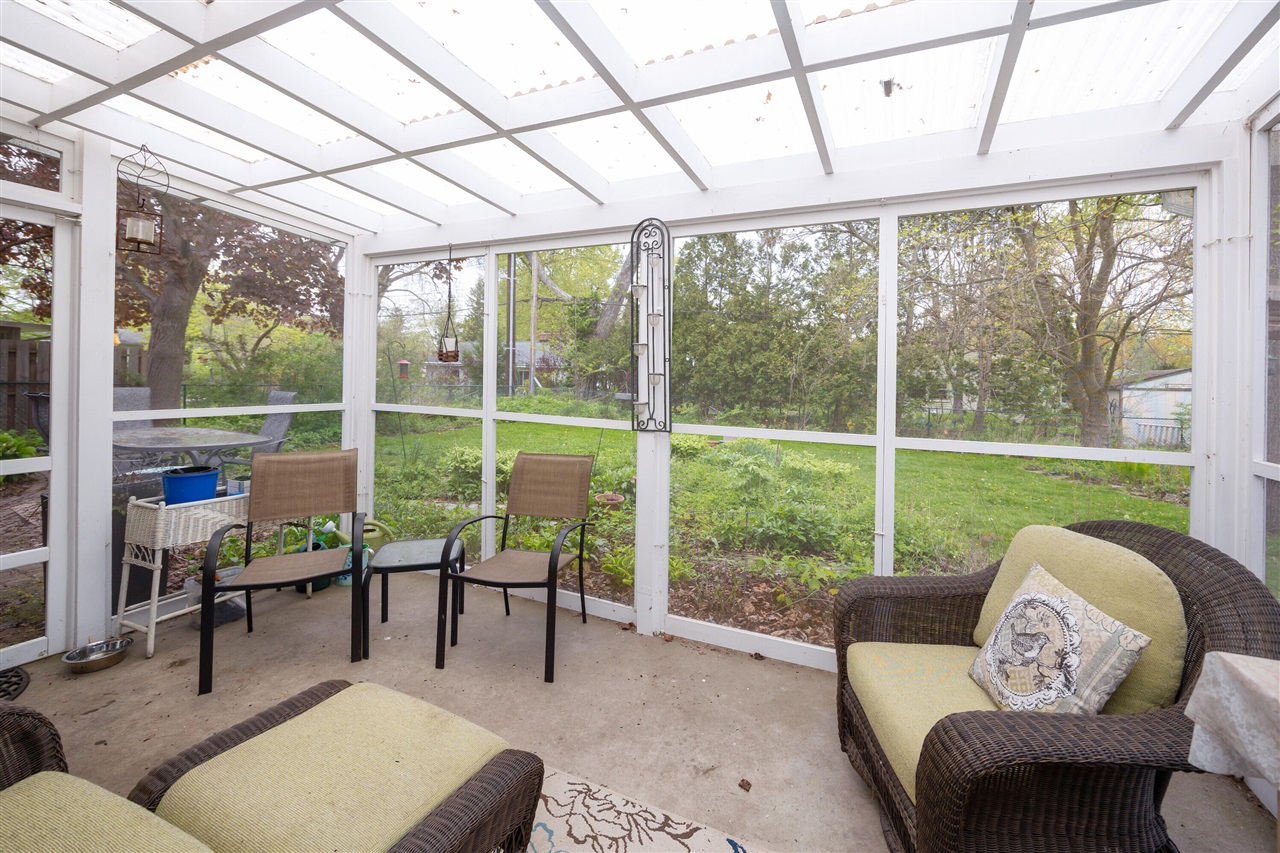1516 Glen Leven Road, Ann Arbor, MI, 48103-5720