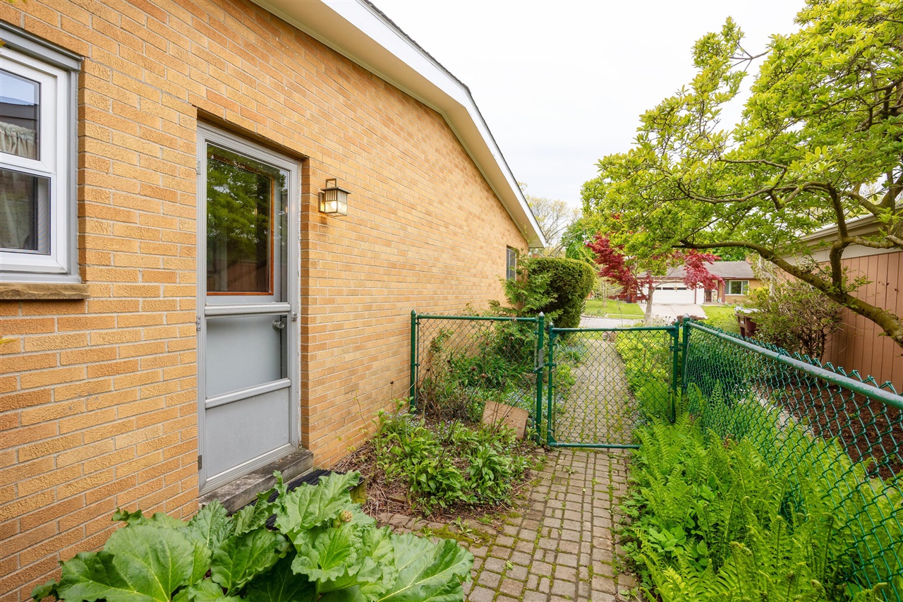 1516 Glen Leven Road, Ann Arbor, MI, 48103-5720