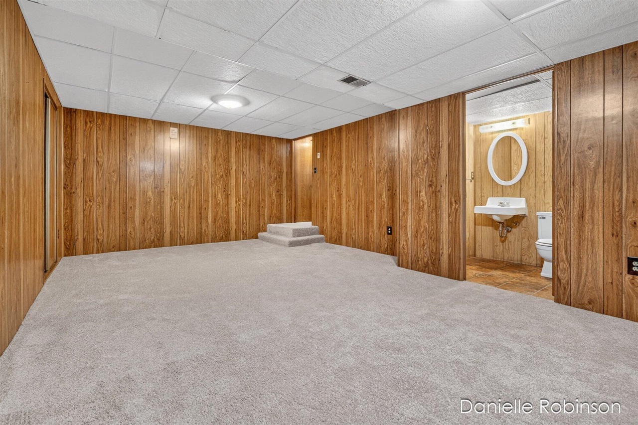 929 Village Lane UNIT&nbsp;140, Jenison, MI, 49428-8338