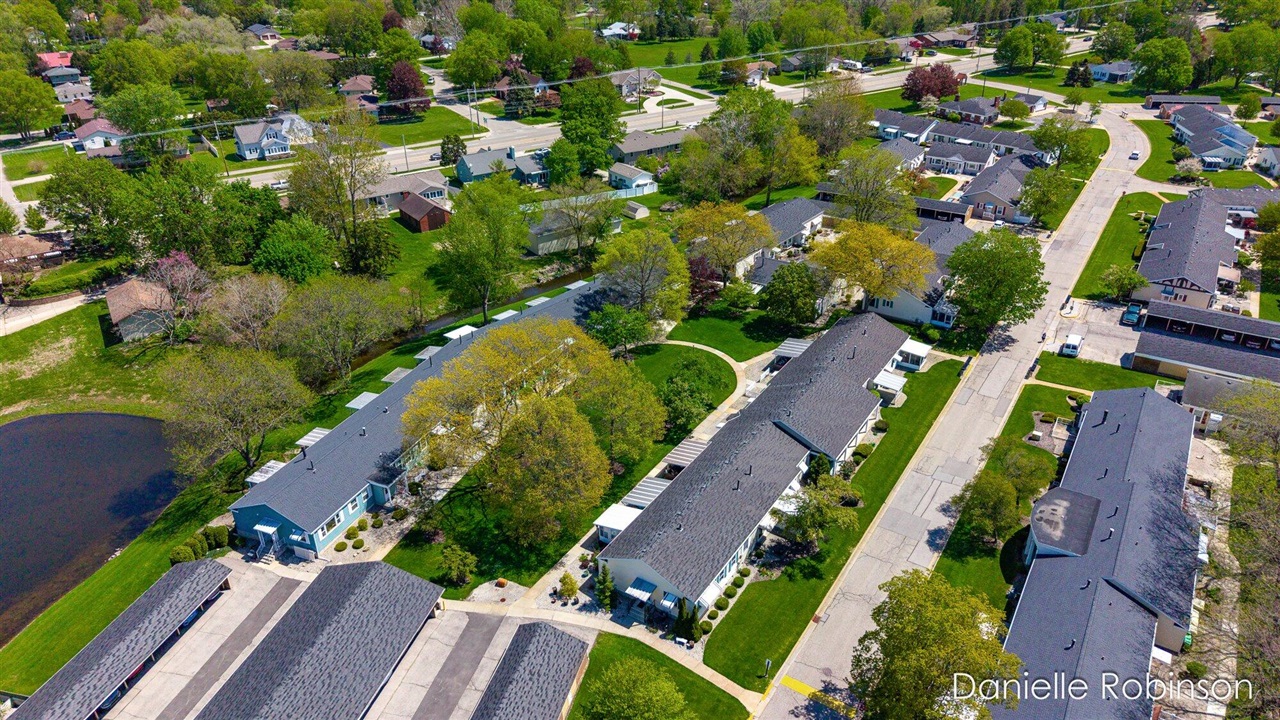 929 Village Lane UNIT&nbsp;140, Jenison, MI, 49428-8338