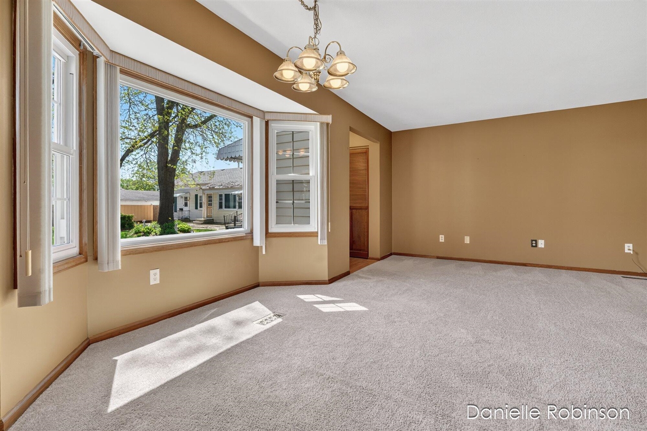 929 Village Lane UNIT&nbsp;140, Jenison, MI, 49428-8338