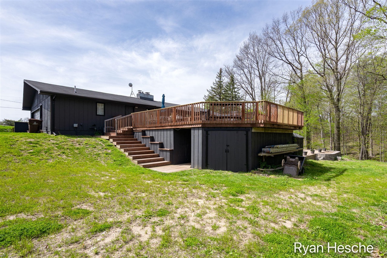 6805 Morrison Lake Road, Saranac, MI, 48881-9627