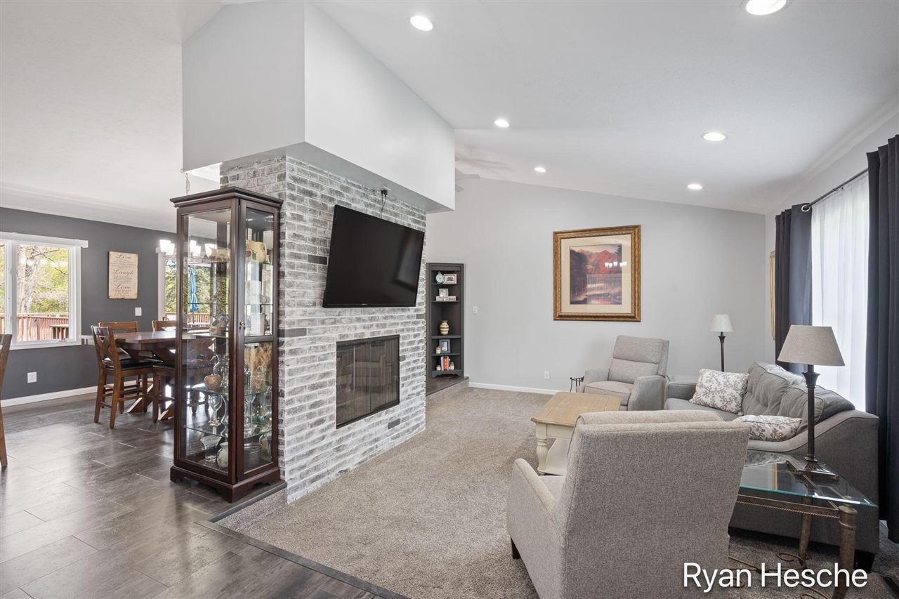 6805 Morrison Lake Road, Saranac, MI, 48881-9627