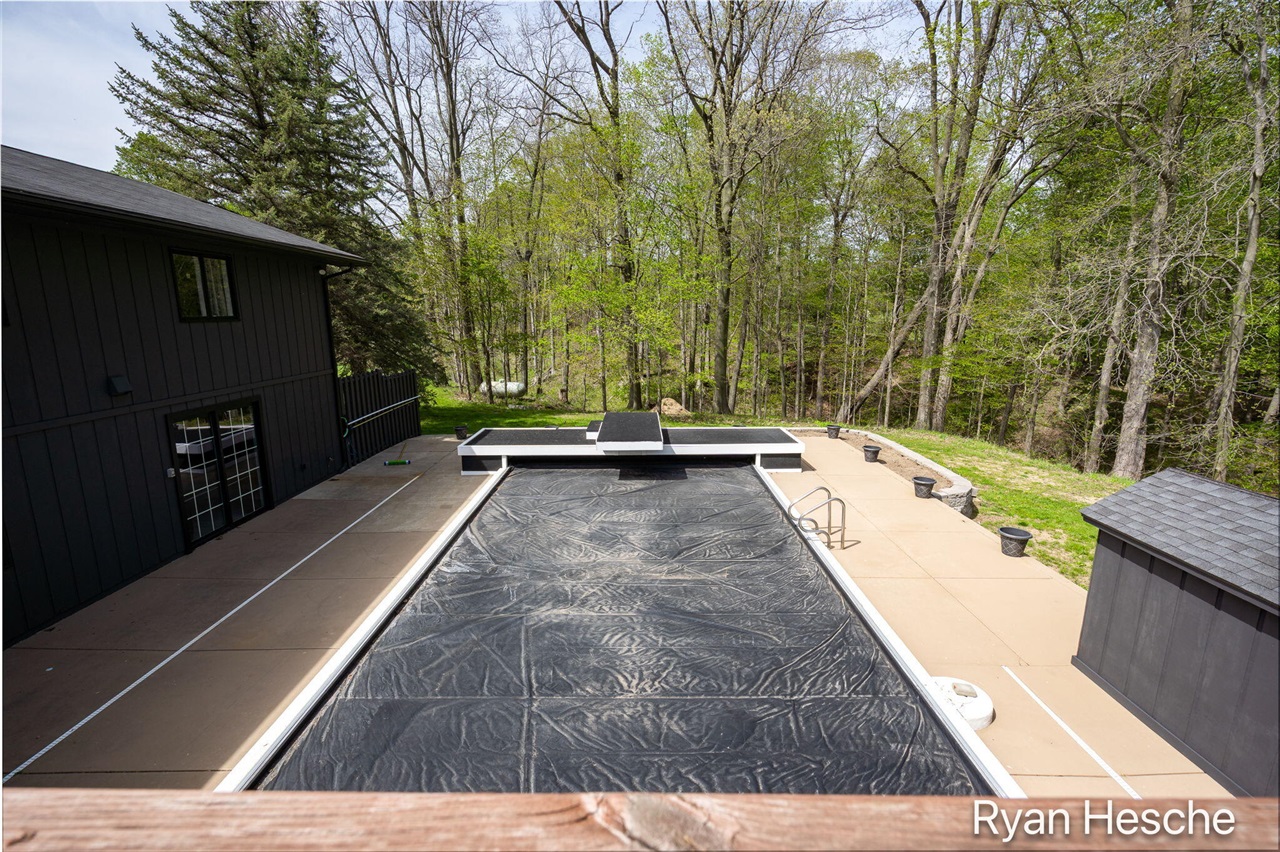 6805 Morrison Lake Road, Saranac, MI, 48881-9627