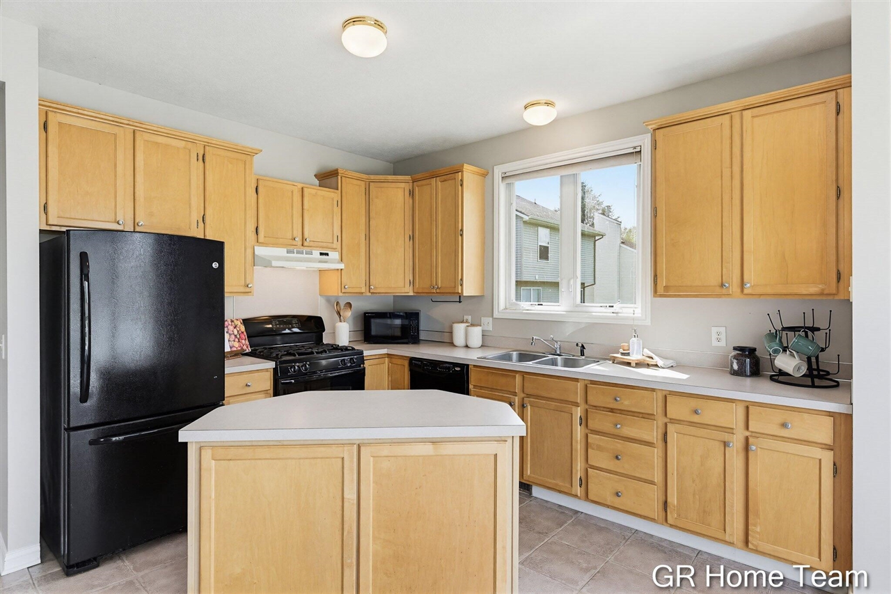 3777 Mayberry Court, Kentwood, MI, 49512