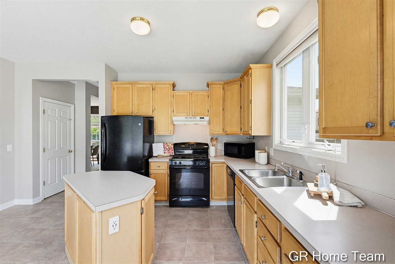 3777 Mayberry Court, Kentwood, MI, 49512