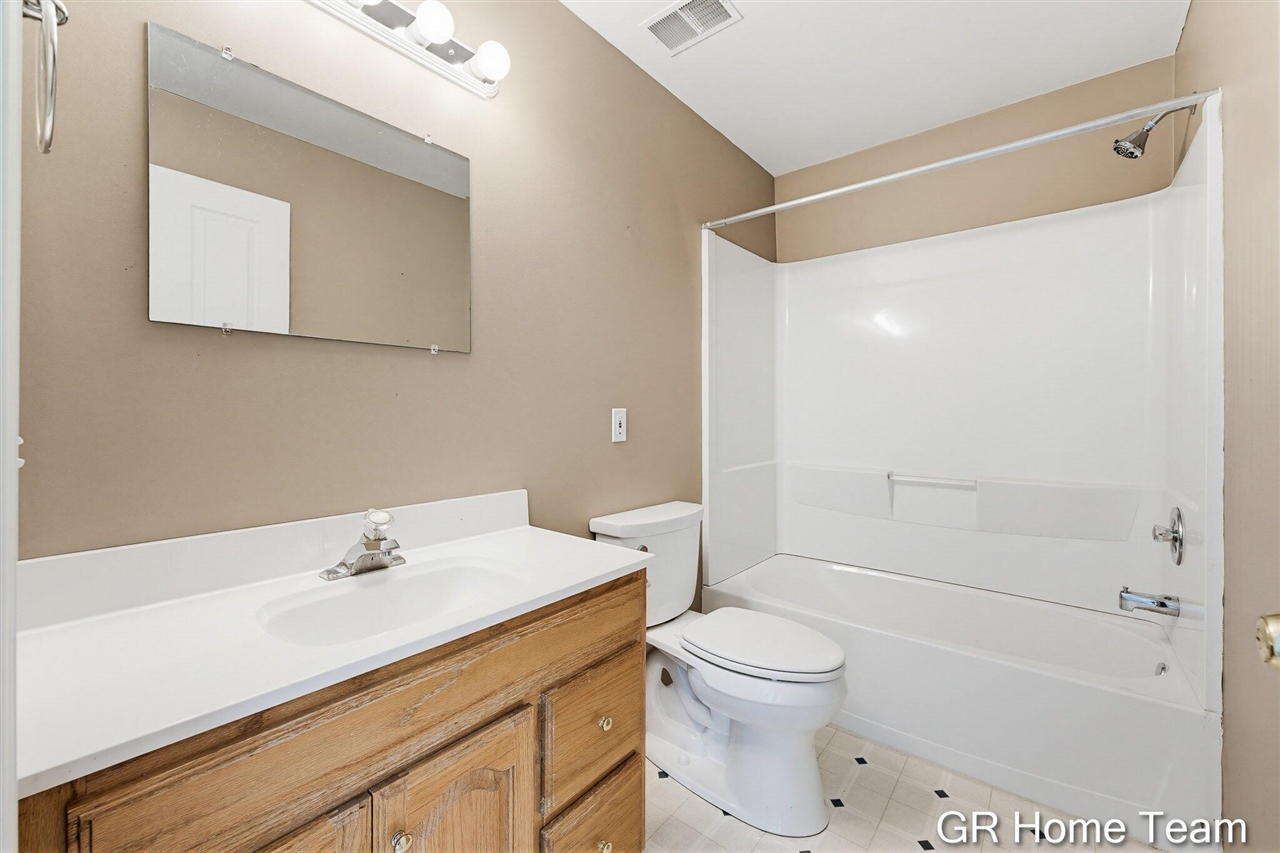 3777 Mayberry Court, Kentwood, MI, 49512