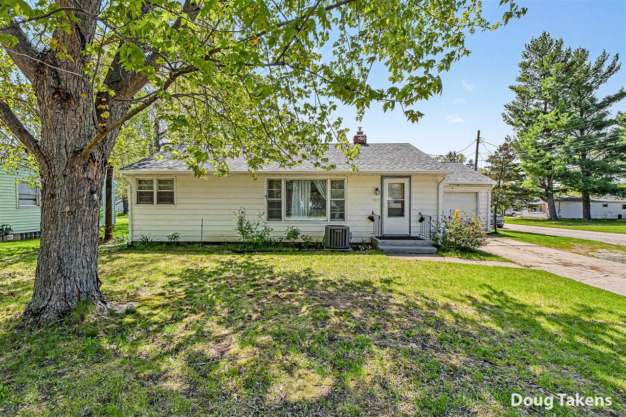 527 W Ellis Street, Belding, MI, 48809