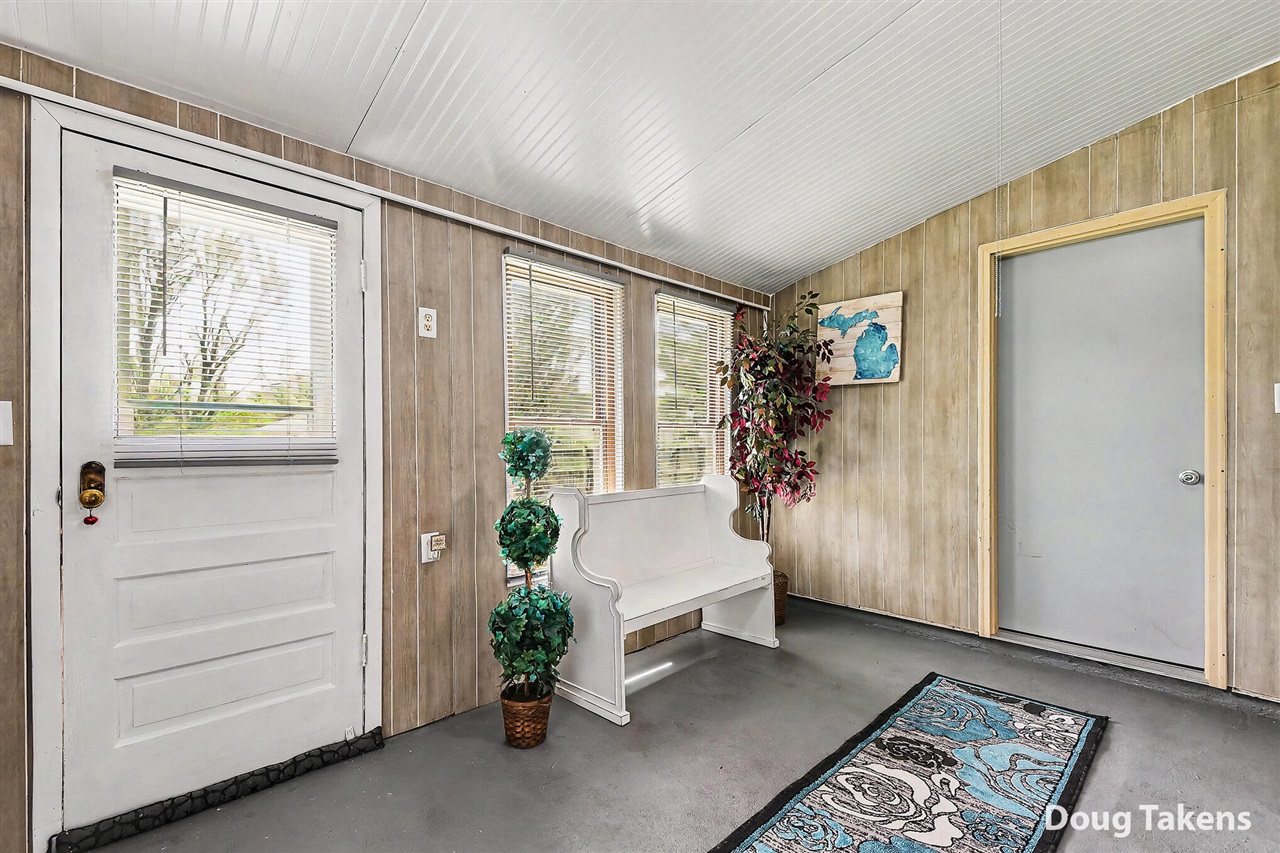 527 W Ellis Street, Belding, MI, 48809