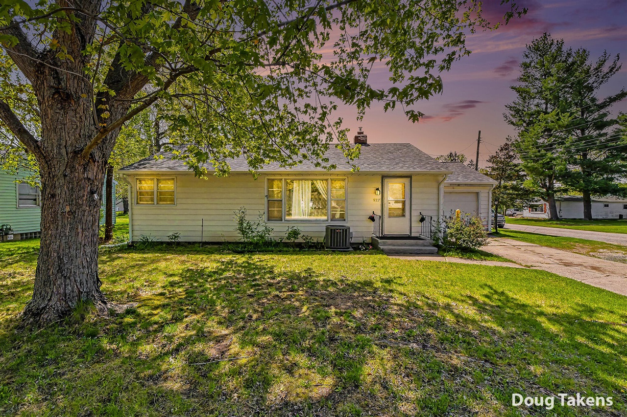 527 W Ellis Street, Belding, MI, 48809