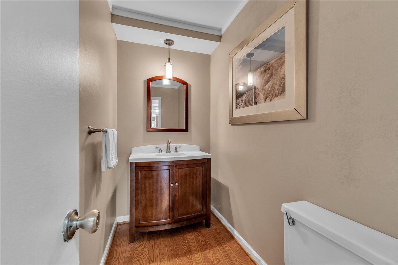 11201 Academy Court, Plymouth, MI, 48170-3553