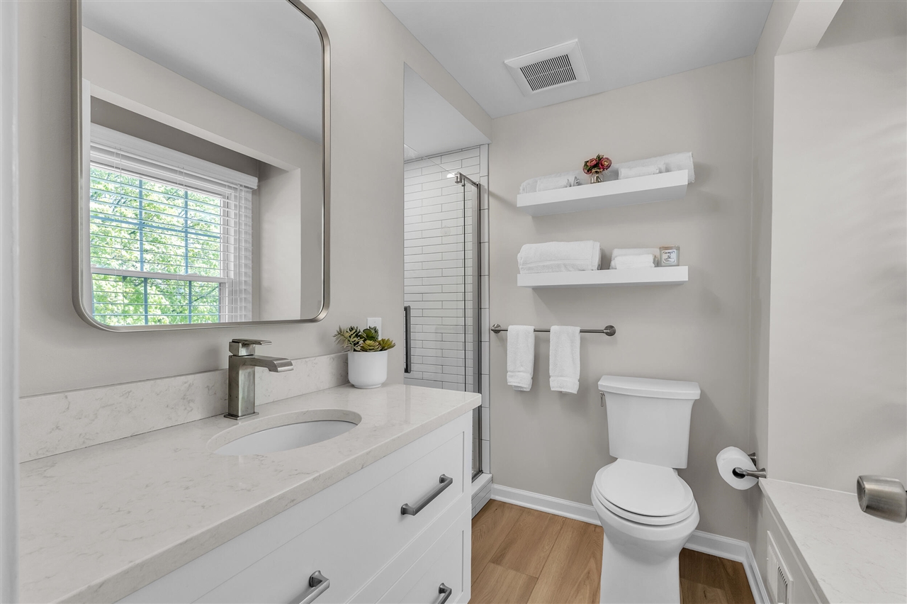 11201 Academy Court, Plymouth, MI, 48170-3553