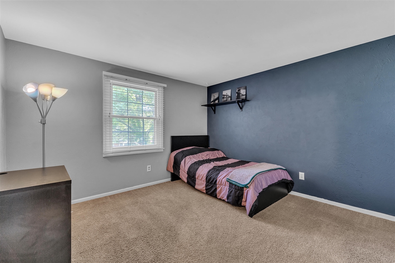 11201 Academy Court, Plymouth, MI, 48170-3553