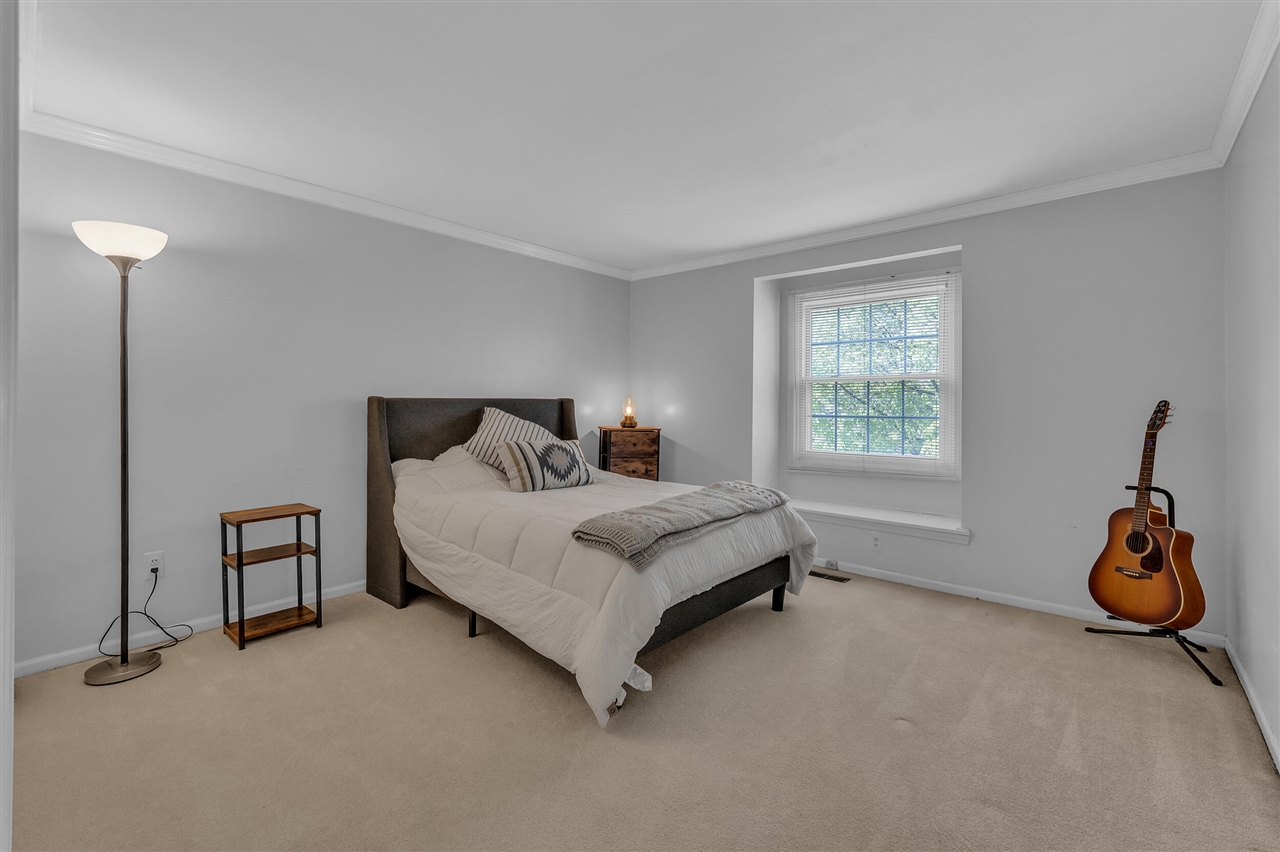 11201 Academy Court, Plymouth, MI, 48170-3553